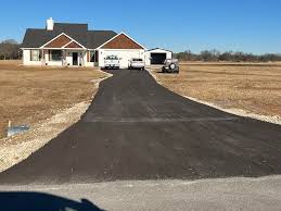 Best Asphalt Driveway Installation  in Eustace, TX